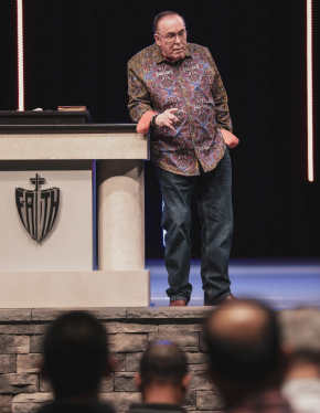 Pastor Hagin Preaching with colorful shirt small